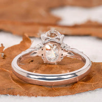 Shiny Diamond-encrusted Big Diamond Wedding Diamond Ring