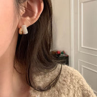 French Retro High-grade Pearl Metal Stud Earrings For Women