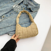 Fashion Simple One Shoulder Underarm New Moon Bag Women's