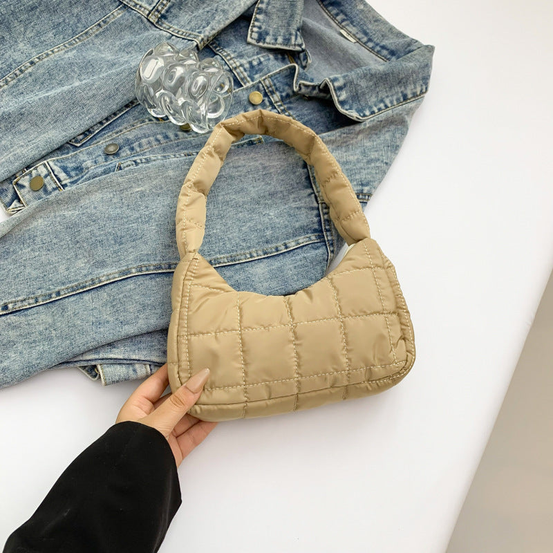 Fashion Simple One Shoulder Underarm New Moon Bag Women's